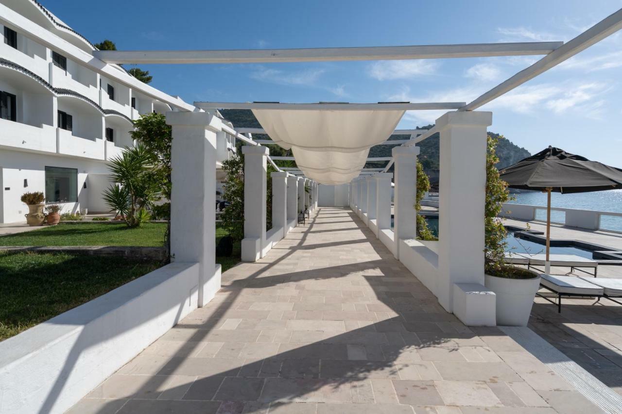 La Casa E Il Mare, Private Bay Hotel Маттината Экстерьер фото